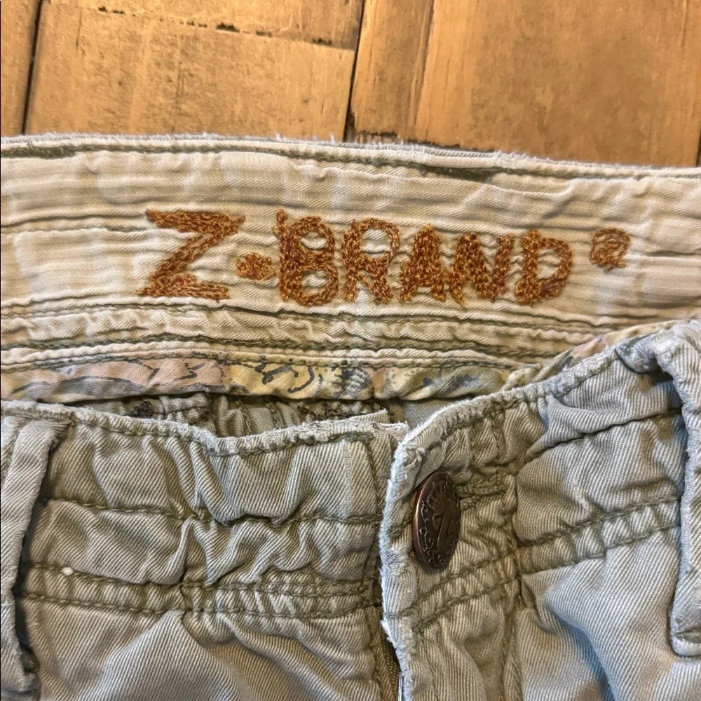 Women's Cargo Pants - Picture 3 of 4
